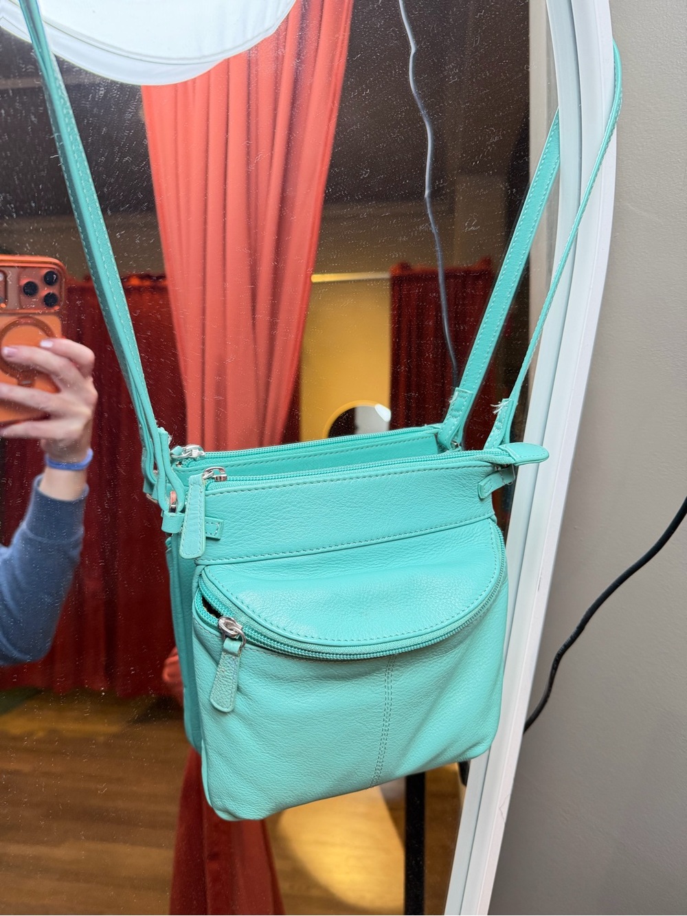 ili Classic Crossbody Shoulder Bag in turquoise robin blue